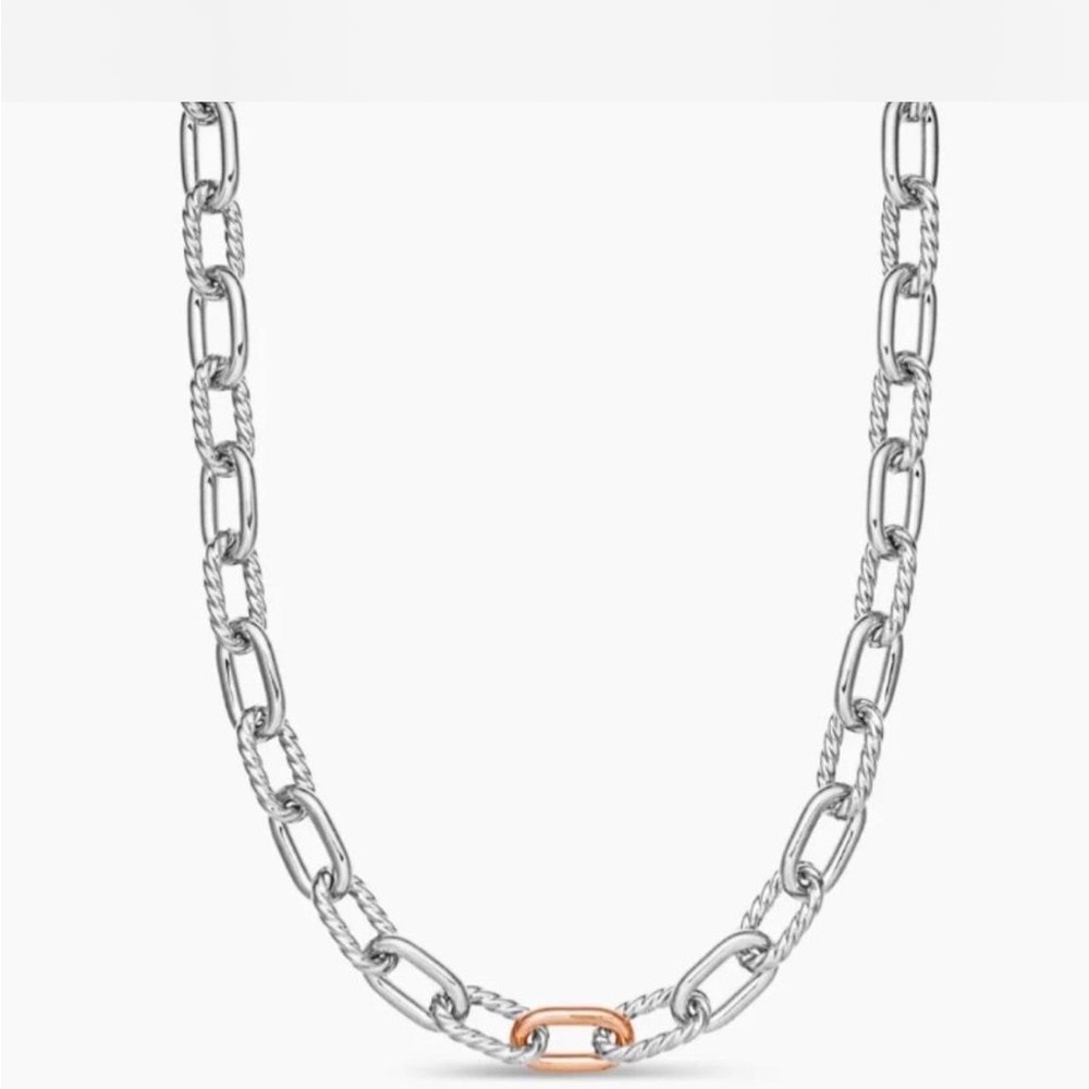 "Reduced" Cable Two-tone Thick Link Necklace 
19” long
dust bag  & polish cloth